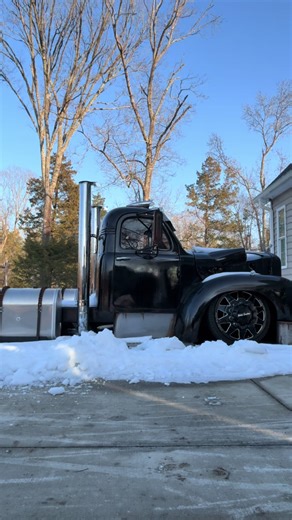 12 valve cold start. #diesel #mack #bagged #dually #patina | diesel cold start