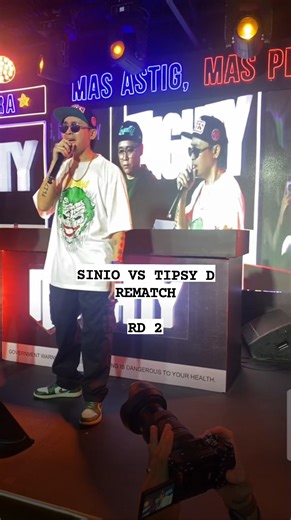 Sinio vs Tipsy D Rematch | Round 2 #fyp #FlipTopBattleLeague #Sinio #TipsyD | Savage Gaming