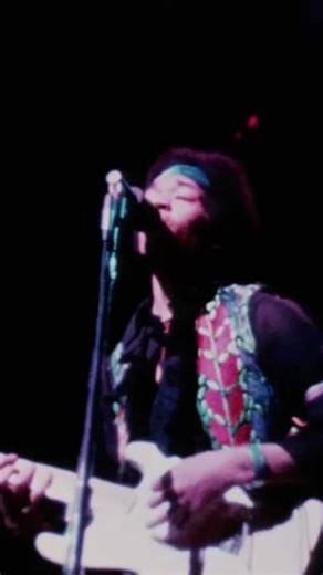 Jimi Hendrix covers Johnny B Goode! #jimihendrix #classicrock #rocknroll #music #rock #band #guitar