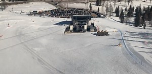 Video che riprende la salita con la funivia del Col Margherita dal Passo San Pellegrino. Piste splendide vi aspettano una volta scesi. | Sciare che Passione