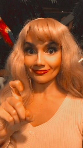 Dora's Short Moment in the Spotlight