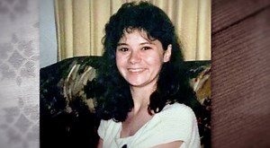 It was just before midnight on March 6, 1990 when the Ascension Parish Sheriff's Office received a panicked call from a young man named Steve. He told the dispatcher that his good friend Tammy Bowers had been abducted while she was speaking to him from a pay phone near her home. Steve explained that their conversation that night had ended in a chilling way. Tammy said "Oh you scared me," then she screamed, just before he heard the thud of the phone falling and a car squealing away. Steve jumped 
