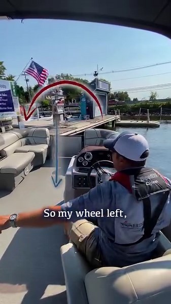 Boat Docking Tip for T-Docks: tuck the stern #boating #learntoboat #boatingtips #yourbridgetoboating #BOAT #lakehopatcong #highlandsnj #bridgemarina | Bridge Marina, Inc.