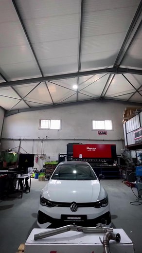 Optimisez votre Golf 8 R avec nos accessoires puissants