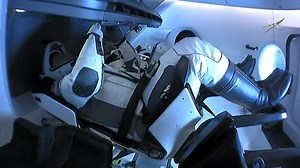 12K views · 406 reactions | Minutes away from the most dangerous part of their journey, two SpaceX astronauts are about to re-enter the atmosphere. During the re-entry period, there will be a tense six minutes where all communications cease to operate. Watch full episodes on discovery+: https://bit.ly/3HfHr6e | Love Space | Facebook