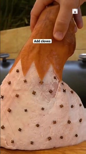 This Spice Is Actually a Flower Bud! 🌸