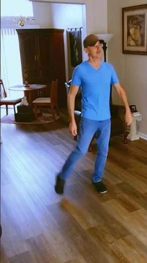 Two-Step 'Round the Christmas Tree - line dance demo