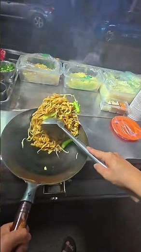 Authentic Stir-Fried Ho Fun | Delicious Chinese Street Food Recipe