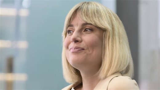 2025年10月9日,英国独立电视台二频道(ITV2),广告和节目预告