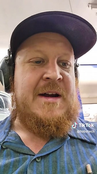 New tool Wednesday. The Ingersoll Rand 119max air hammer! #airhammer #ingersoll #airtool #toolreview #tobatech #mechanicsoftiktok #carsoftiktok