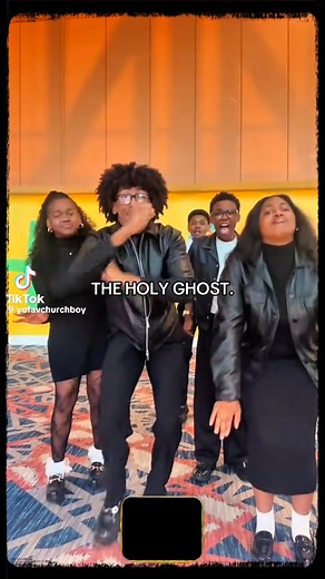 38K views · 1.3K reactions | We just want to take a moment to say we see you, and we thank you for all the love you’re showing in support of the new album Revival: Live In Dallas. It means so much to all of us.~ Browns #VanessasGirls  | Lisa Knowles-Smith & the Brown Singers | Facebook