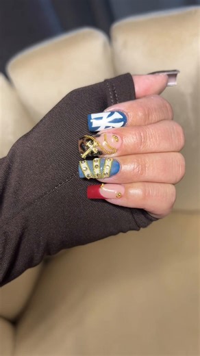 Old set… still in love 🥹 #fyp #nails #baumholder