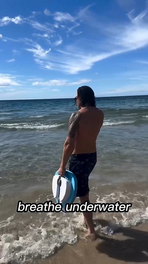 2.6K views | No more dragging heavy oxygen tanks underwater!  This tiny device lets divers breathe freely for hours using a floating battery-powered compressor that sends fresh air through a hose. Simple, smart, and perfect for anyone who loves exploring the deep. 錄⚡ #DivingRevolution #UnderwaterTech #DiveSmart #OceanLovers #InnovativeGear #ScubaLife #TechDiscovery #FutureOfDiving #MrAtomic #AmazingInvention | MrAtomic | Facebook