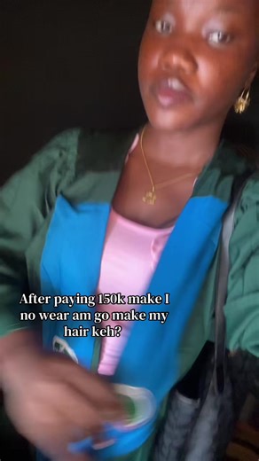 Stylish Convocation Gown: Where to Wear It