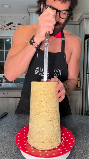 Blake Horton on Instagram: "Have you ever had boneless spaghetti?"