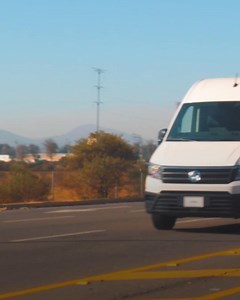 1K views · 147 reactions | Crafter Cargo Van está listo para salvar el día siempre que tu negocio necesite ayuda. Conócelo aquí. | Volkswagen | Facebook