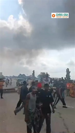 EKPOMA PROTEST, OCCUPY MAJOR STREETS: Angry Youths Take to the Streets of Ekpoma to Protest Rising Kidnappings of Students and Residents, Vowing to Reclaim Their Community from Criminals | Chris Osa
