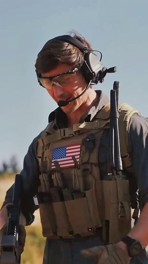 Exploring the Kriss Vector Airsoft Gun with Experts