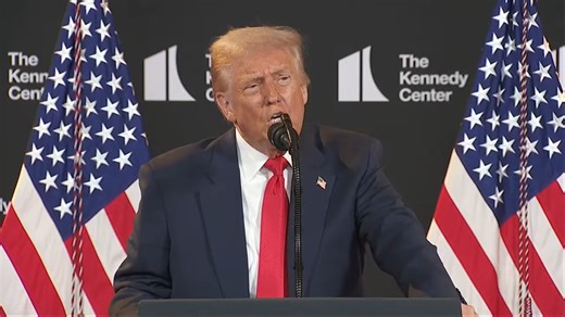 'Water's under the building': Trump puts his ignorance on display, claims the Federal Reserve is located on the Potomac River