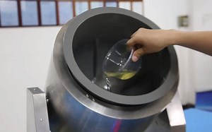 Automatic stir fry machine