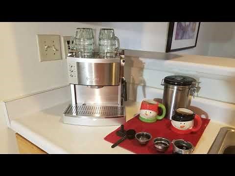 DeLonghi EC702 15-Bar-Pump Espresso Maker Review