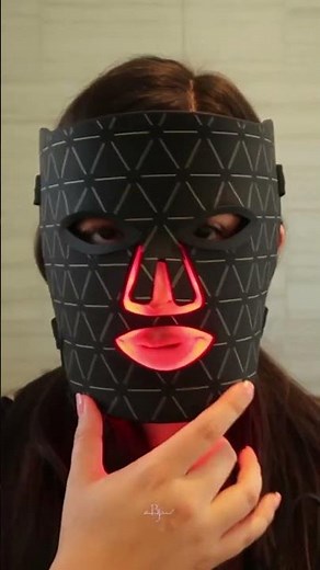 The Best LED Light Mask on Amazon | Benefits of Red Light Therapy | Bianca Janel