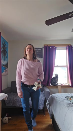 Joan 🥾🐾 (@joanliz1234)’s videos with Every Little Step - Bobby Brown