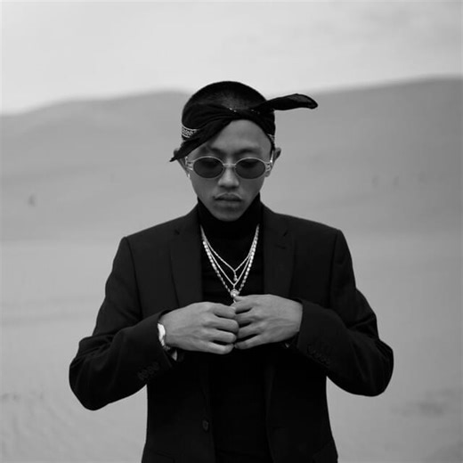 FLOW G - RAPSTAR Lyrics