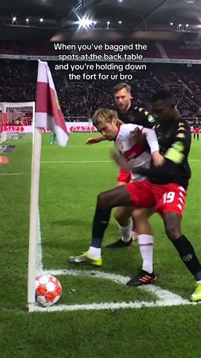 Esketit #footballmemes