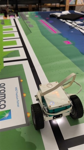 WRO RoboMission Elementary 2025 | REVERSE Line Following at MAX SPEED | Robot Inventor with Pybricks