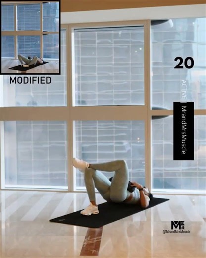 🔥 Cross-Leg Glute Bridge - Right SideGlutes • Hamstrings • Core⚡ #fitnessshorts #cardioworkout #hiit