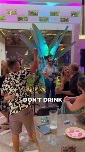 Walt Disney Lounge–Inspired Bar