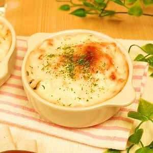 豆腐ソースでヘルシー！ アボカドと豆腐のグラタンのレシピ動画・作り方 | デリッシュキッチン