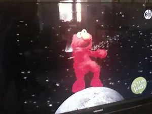 Elmo boogie's down