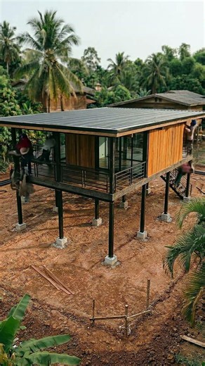 บ้านใต้ถุนสูงยุคใหม่ ได้ทั้งฟังก์ชันรับลมแบบไทยๆ และความสวยแบบยุคใหม่ 🏡✨ #แบบไทยไทย #home #บ้านสวน