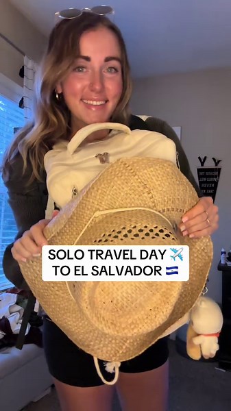 My First Class Solo Adventure to El Salvador’s Best Hostel