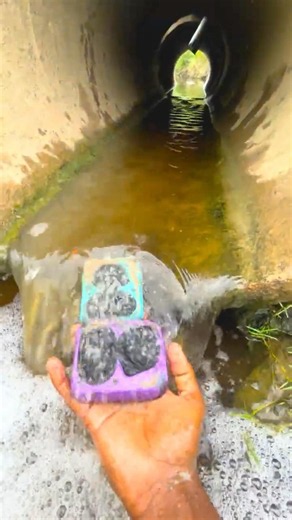 JBL Go 4 testing jumping