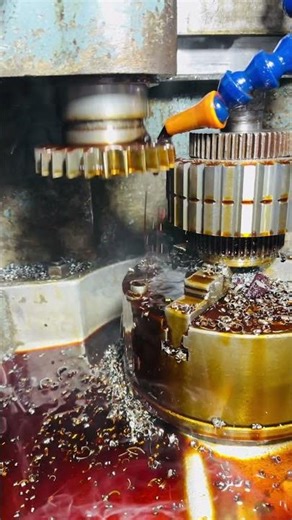 4 module spur gear cutting on gear shaper #ghaniengineeringwork