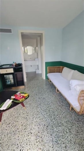 Four Seasons Hotel at The Surf Club, Surfside, Florida