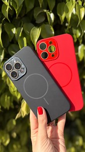 Protégez votre iPhone avec style ! 📱✨ Découvrez nos nouvelles coques premium avec technologie MagSafe intégrée. Un design épuré, une prise en main soyeuse et une protection maximale. 🎨 Couleurs disponibles : Noir mat & Rouge vibrant. 🧲 Compatible avec tous vos accessoires MagSafe. 🛡️ Protection renforcée des objectifs photos. Disponible : 11==>16pro max 🚚 Livraison rapide disponible partout ! 🔗 Commandez la vôtre en DM ou via le lien en bio. #iPhoneCase #chichi🦋 #MagSafe #AccessoiresiPhon