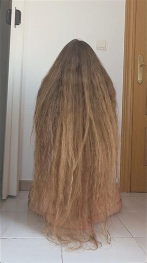 You Won’t Believe How Close My Long Hair is to the Floor 😱