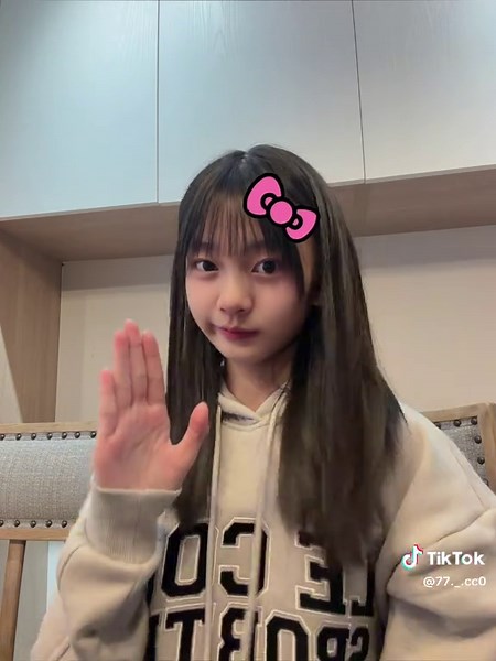 Sy (@77._.cc0) 的影片使用了 原聲 - 靜靜