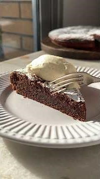 Like a soft, light, and not too cloying brownie | Tenerina Cake 🍫✨