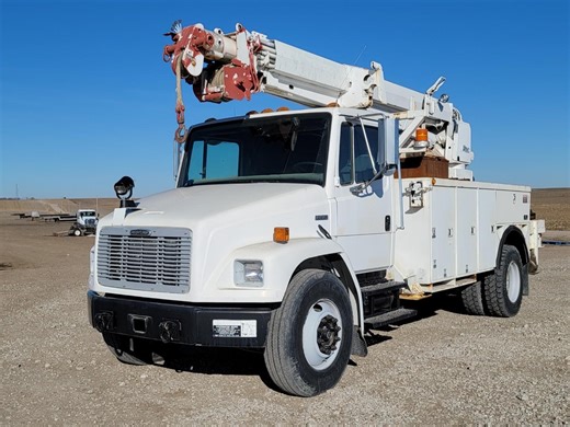 2001 Freightliner FL80 S/A Boom Truck W/Altec D945 | Transportation