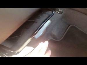 Where is the VIN number of my Hyundai I20 II ( 2012 – 2020 ) - Find the VIN on Part of the Car