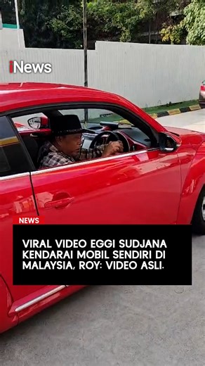 officialinews on Instagram: "Video yang memperlihatkan sosok mirip Eggi Sudjana menyetir mobil mewah di sebuah SPBU viral di media sosial. Pemerhati Telematika, Multimedia, dan AI Independen, Roy Suryo memastikan video tersebut asli bukan rekayasa AI. Terkait lokasi, Roy menegaskan video tersebut diambil di Malaysia. Hal itu dapat dikenali dari pelat nomor kendaraan Volkswagen New Beetle warna merah dengan nomor polisi WA 9390 yang merupakan pelat Malaysia, serta ciri khas SPBU Shell Malaysia. S