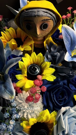 Coraline theme bouquet by luxerosebouquet