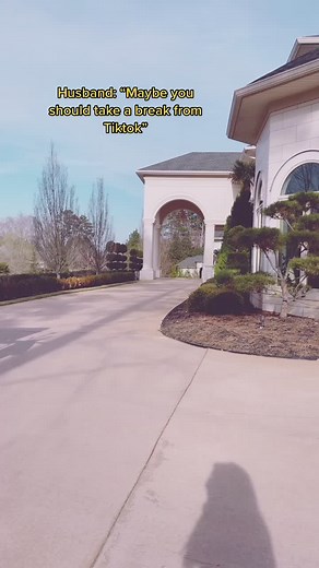 How about nooo😅#its80*F#lovespringtime#fyp#foryoupage