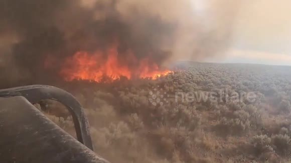US: Brave Firefighter Fights Wildfire With Giant Bulldozer In Idaho Sagebrush