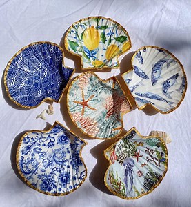 Decoupaged Scallop Shell Trinket Dish: Coastal Jewelry Holder - Etsy UK